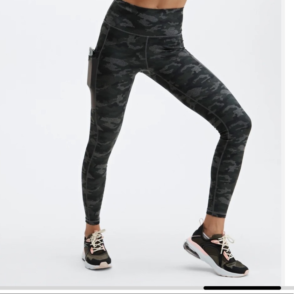 Mila capri 1X high wasted 18/20